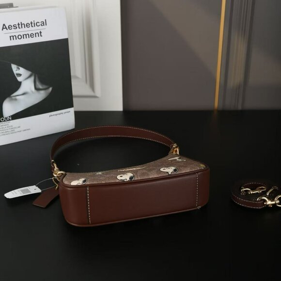 NWT Coach X Peanuts Teri Shoulder Bag In Signature Canvas With Snoopy Print - Picture 5 of 6